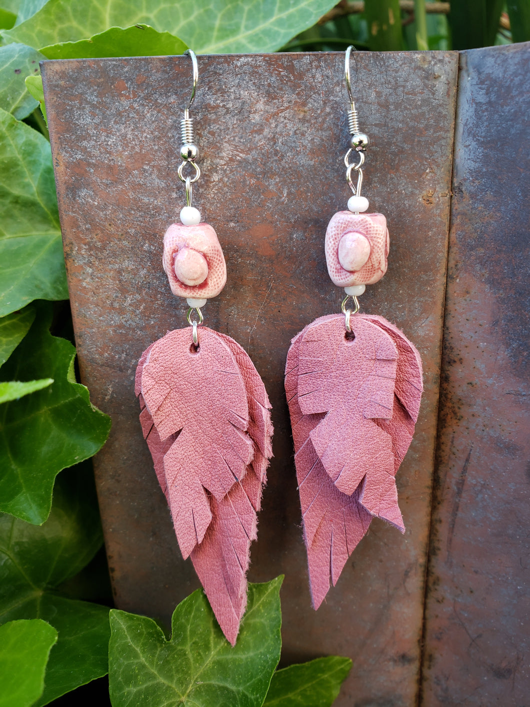 Beaded Light Pink Feather Earrings – Blooming Boutique