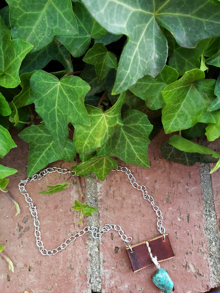 Turquoise chunk bar necklace